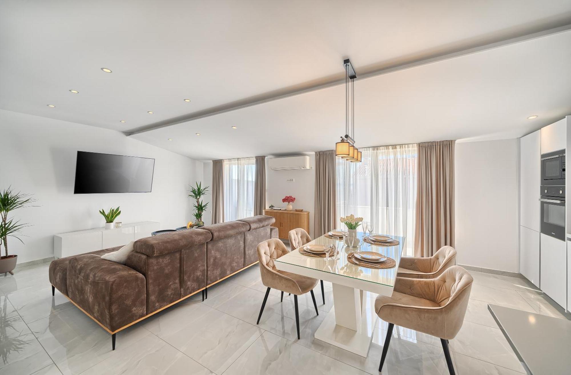 Kaštela 3Rd Floor Apartman מראה חיצוני תמונה