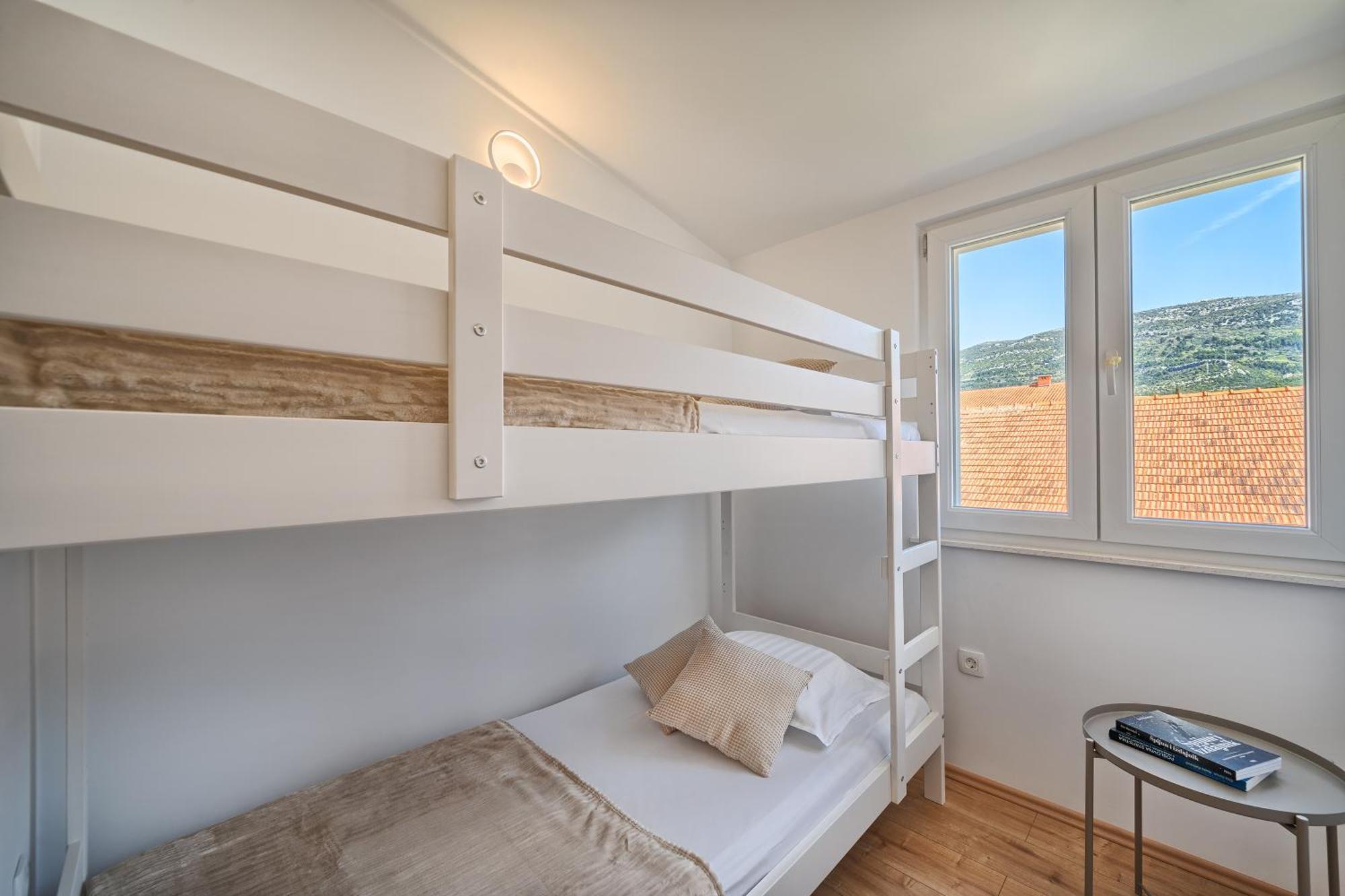 Kaštela 3Rd Floor Apartman מראה חיצוני תמונה