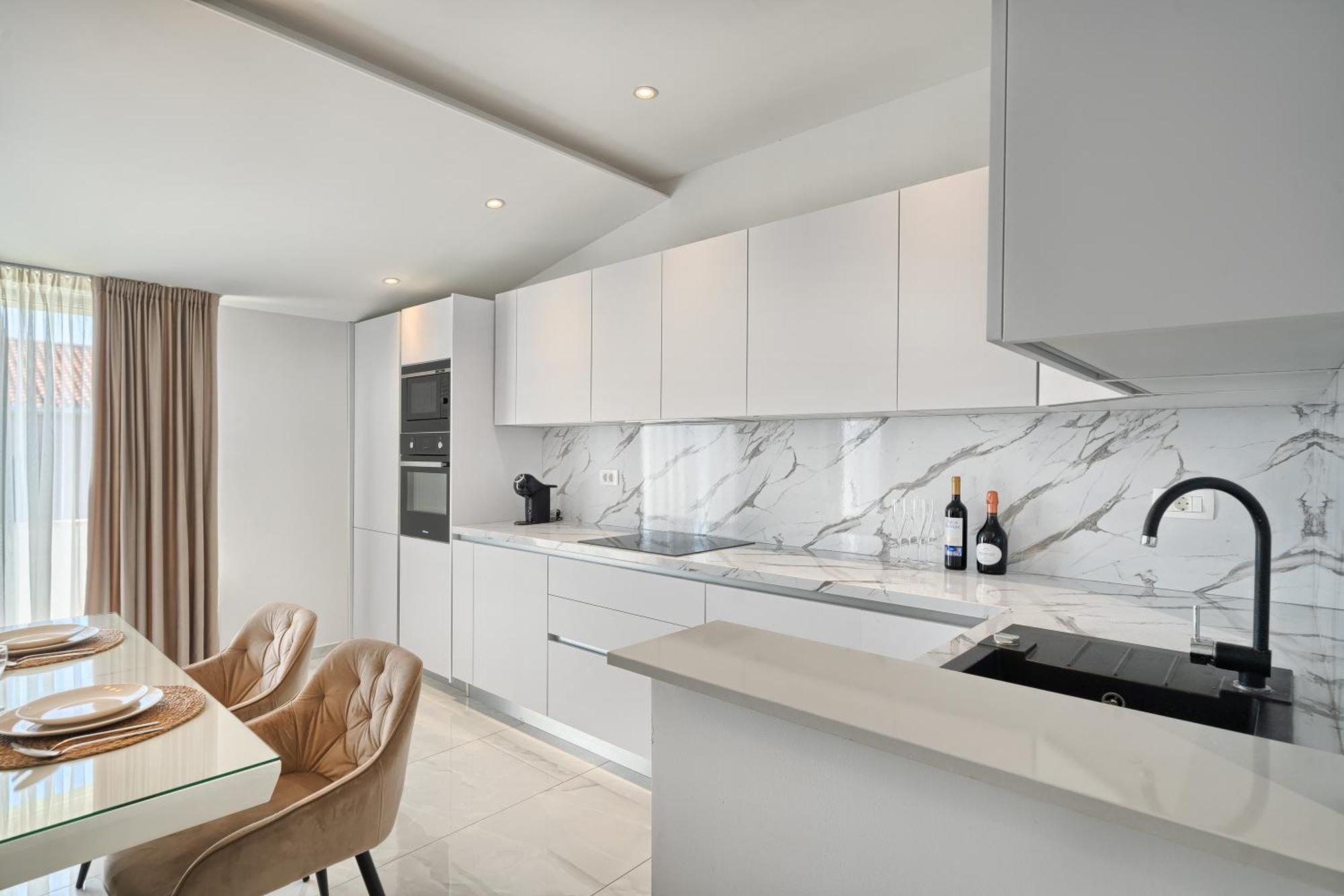 Kaštela 3Rd Floor Apartman מראה חיצוני תמונה